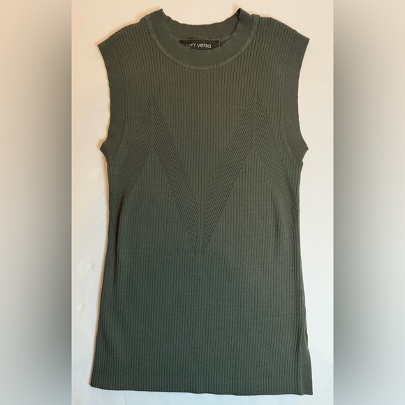 LOFT Tops - LOFT Versa Ribbed Shell Alpine Green Size S